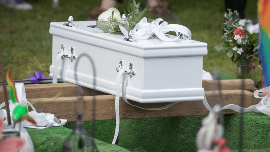 Как организовать детские похороны